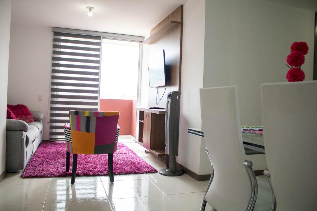 Apartamento Granate ペレイラ エクステリア 写真