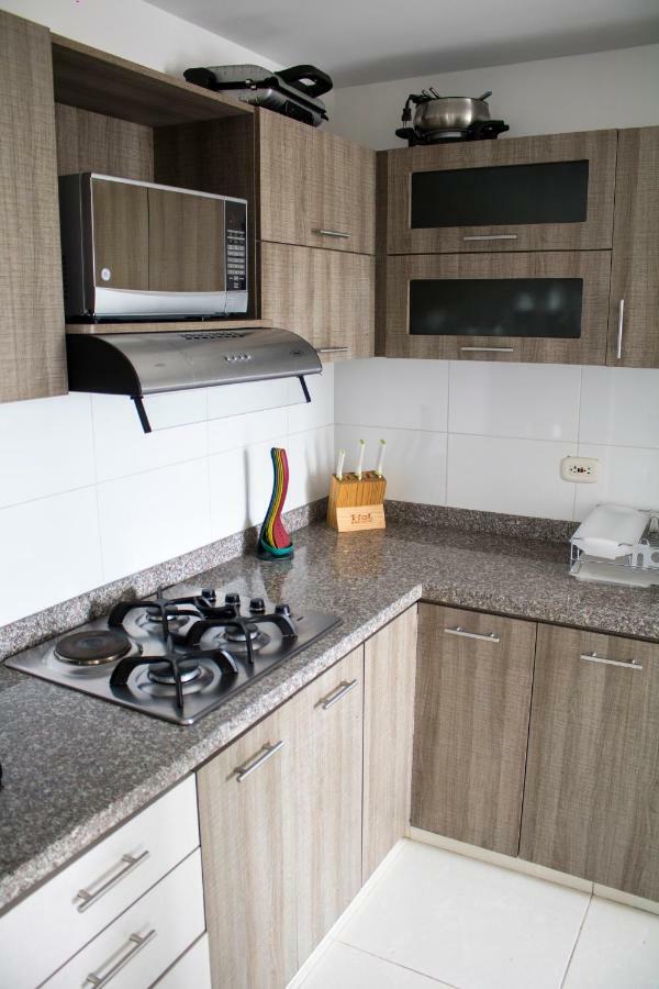 Apartamento Granate ペレイラ エクステリア 写真